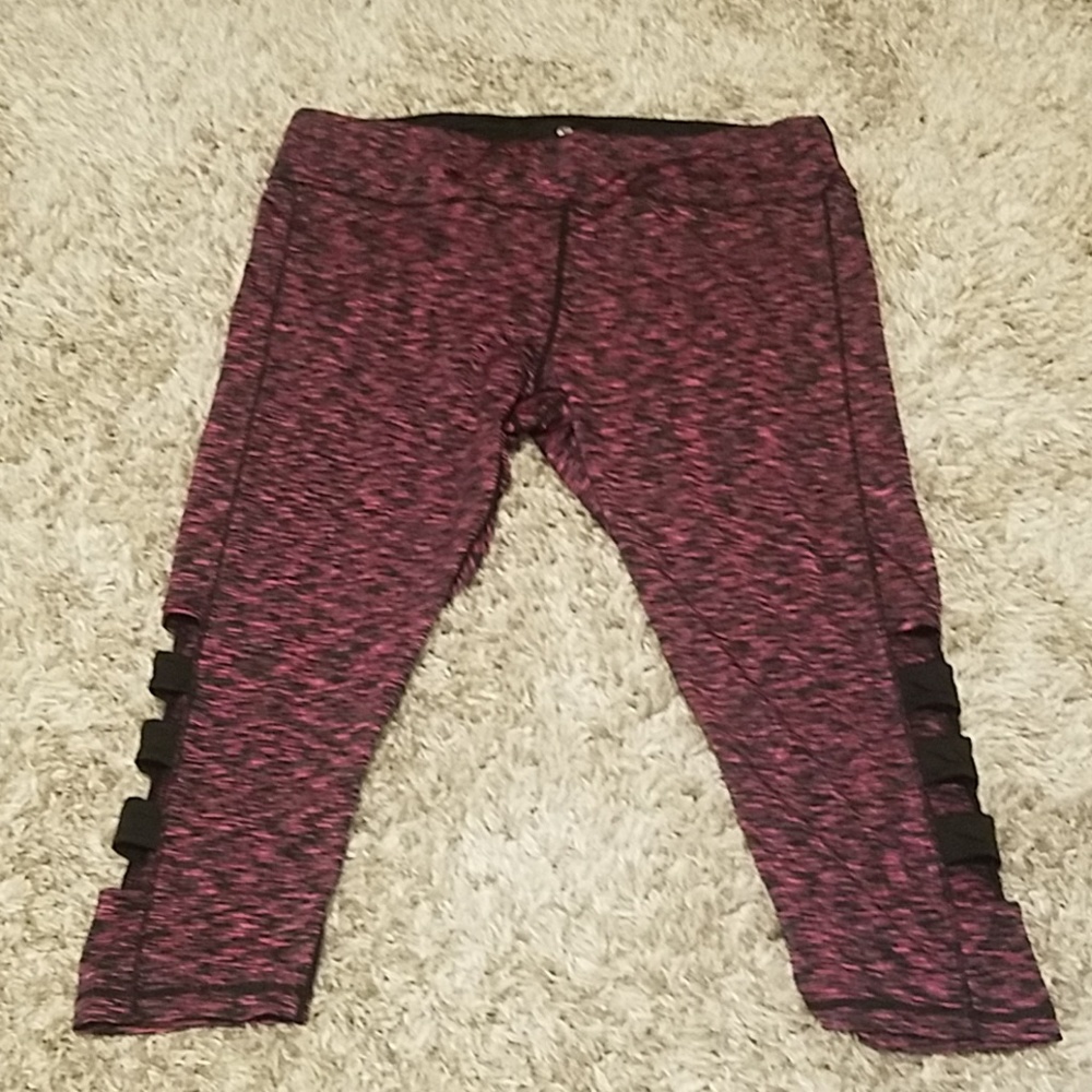 Velocity athletic capri leggings